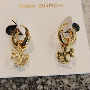 Tory Burch Double T Earrings, come on card.